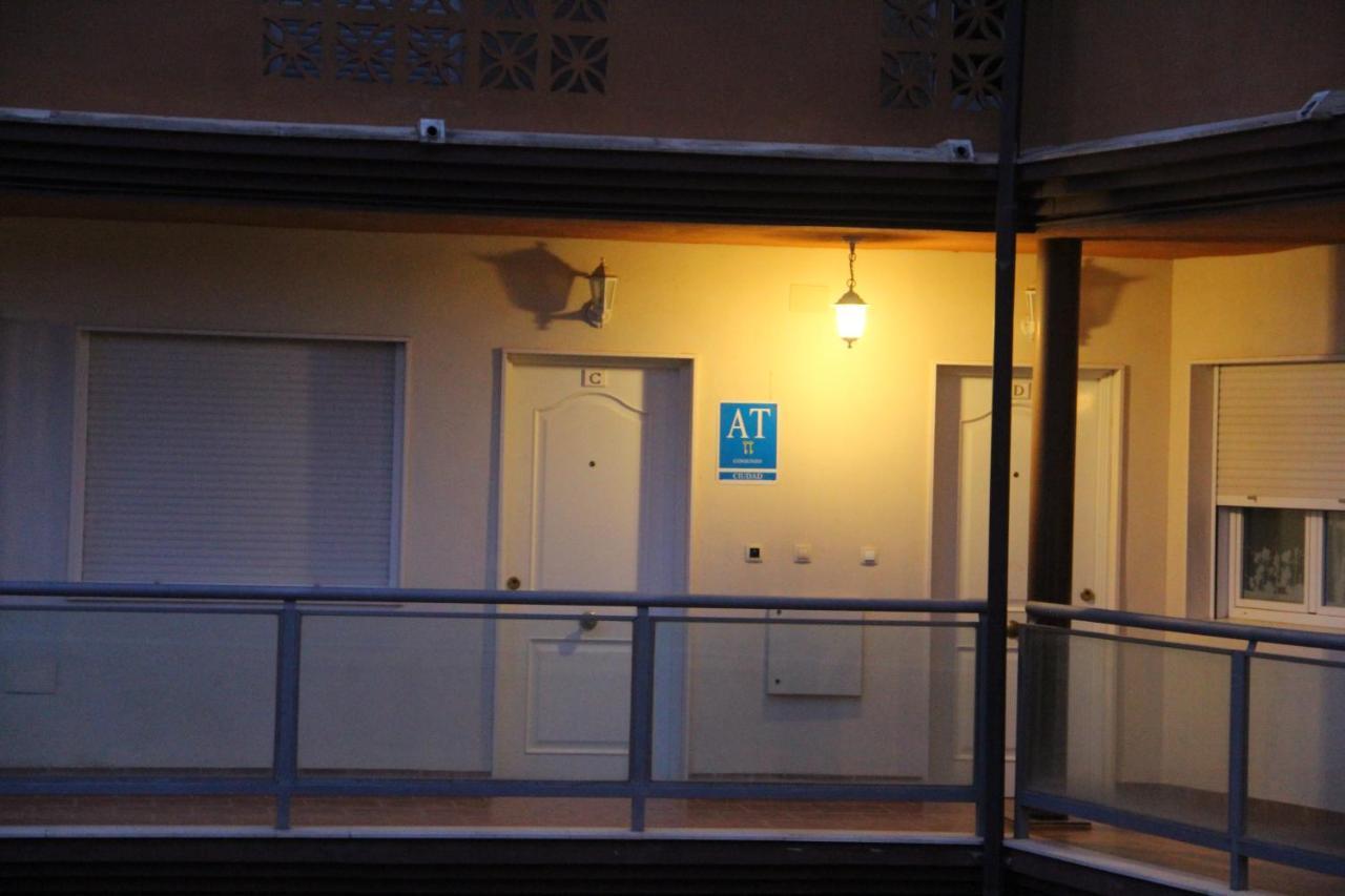 Apartamentos Alcazar De Baeza Bagian luar foto