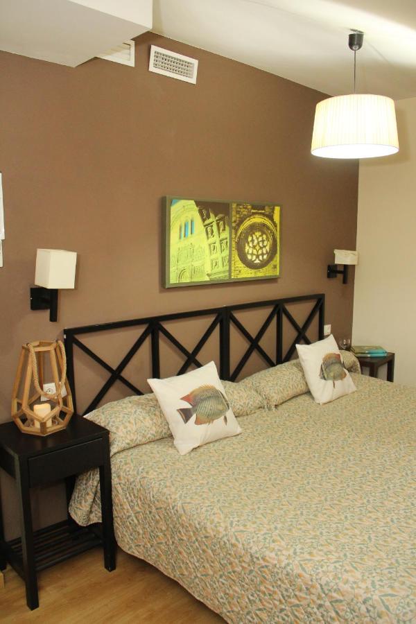 Apartamentos Alcazar De Baeza Bagian luar foto