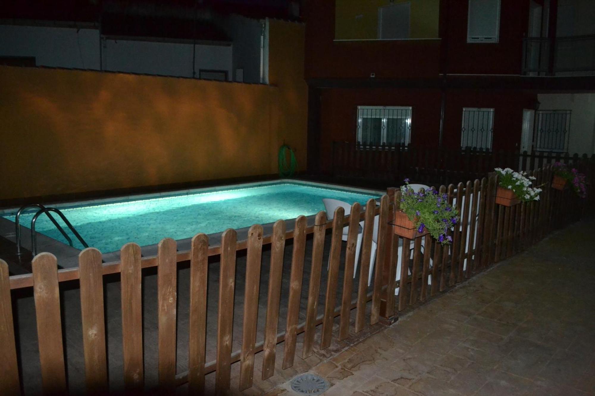 Apartamentos Alcazar De Baeza Bagian luar foto
